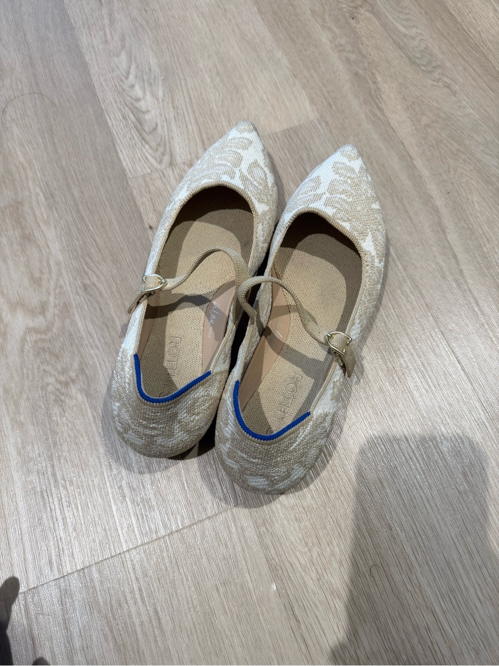 Pointed-Toe Rothys Mary Jane White Chantilly Flats - Picture 4 of 4
